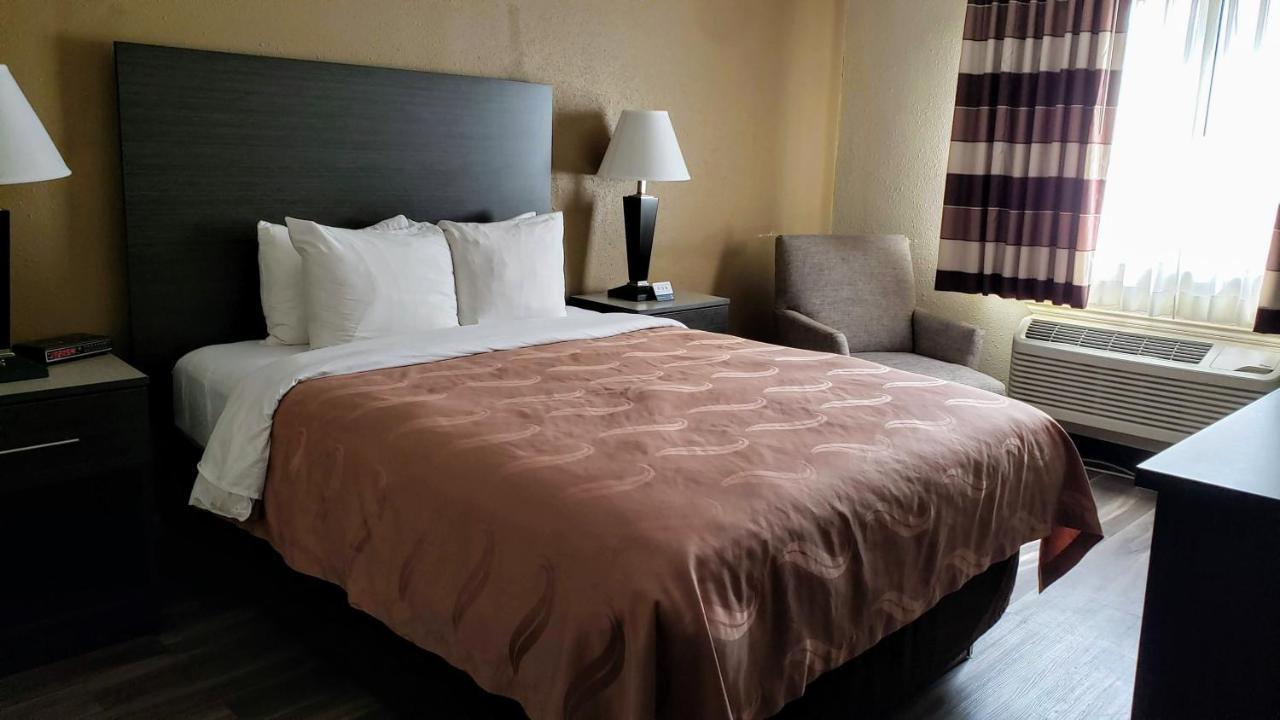 Inn Quality Dfw Airport North - 2*