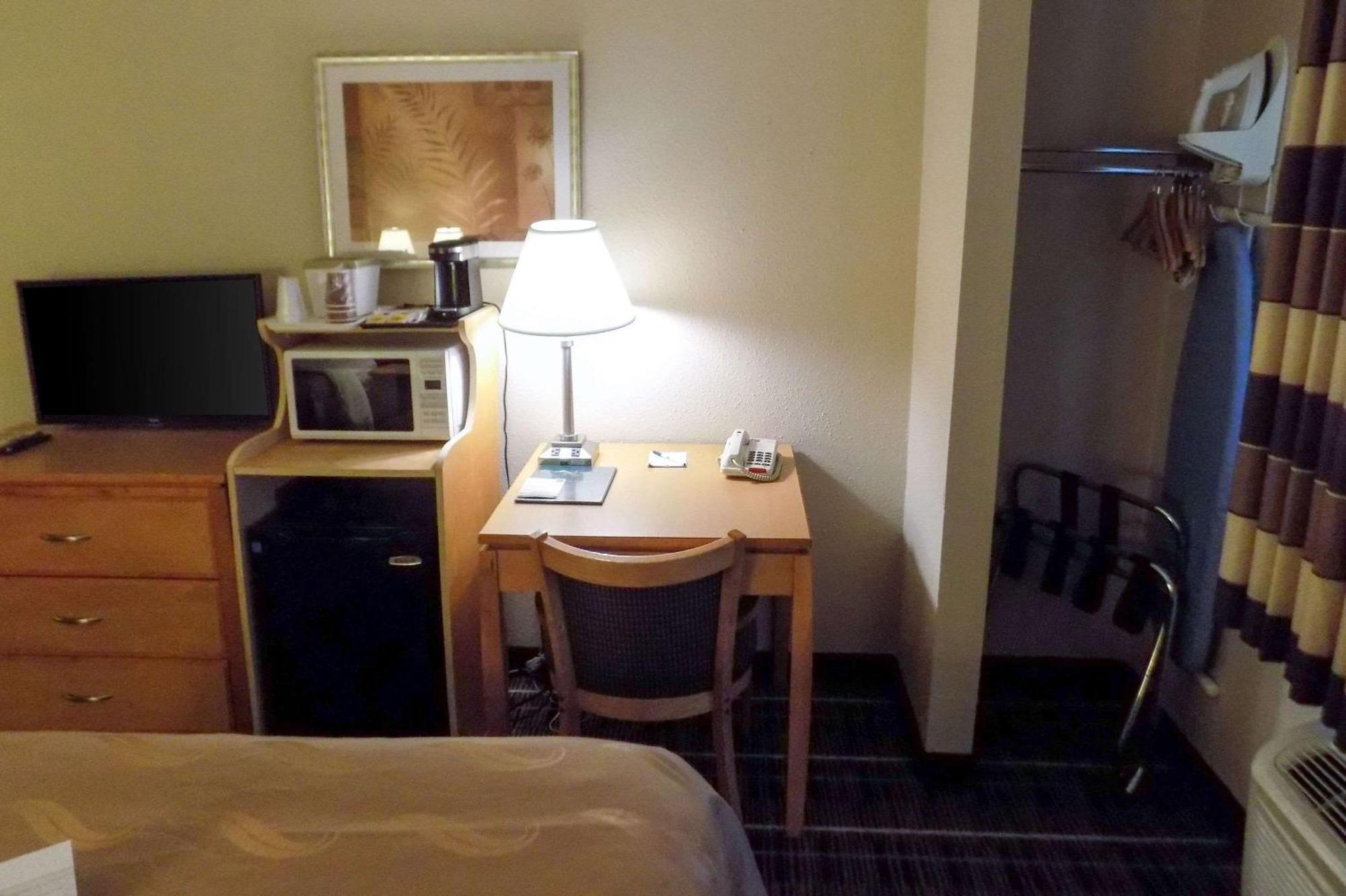 Quality Dfw Airport North - Inn