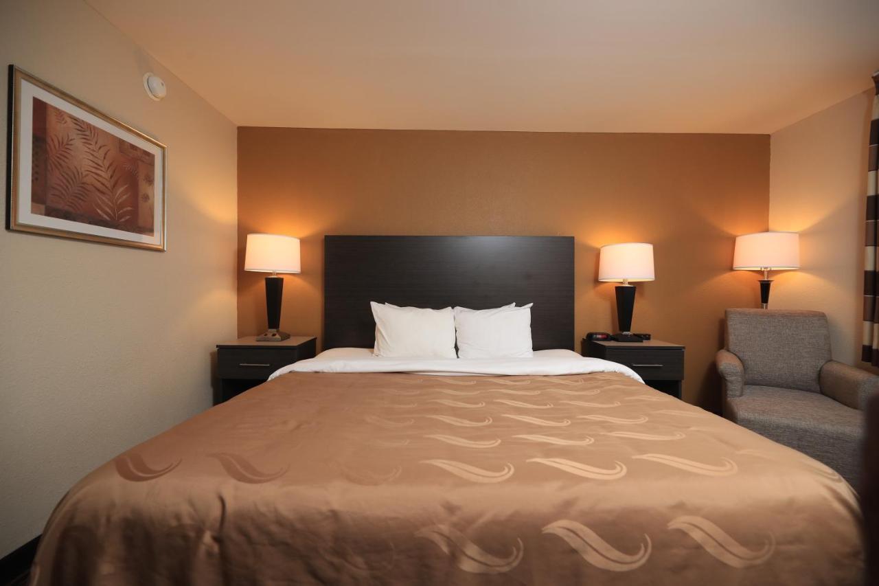 Inn Quality Dfw Airport North - 2*